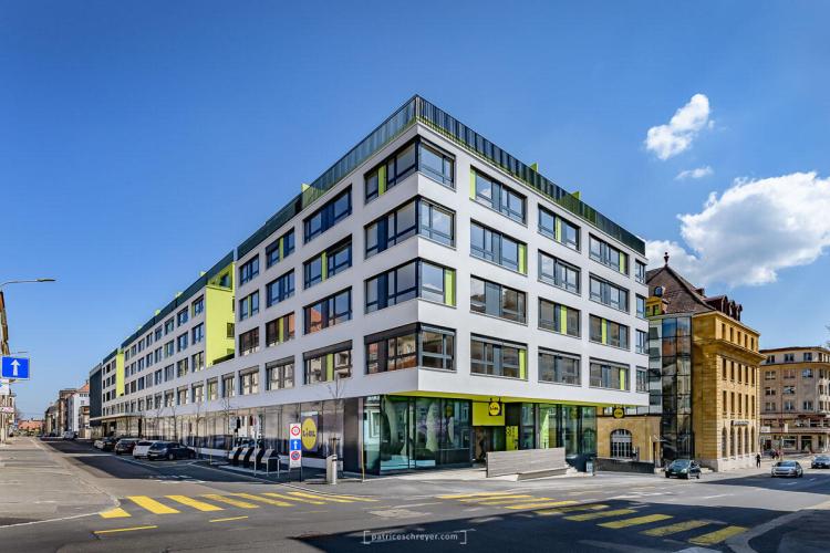 Spacious modern 4.5 room apartment located in the city center