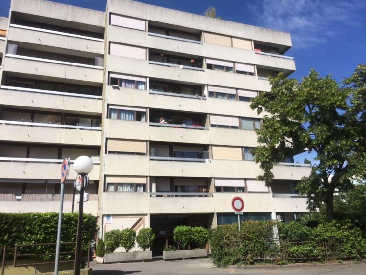 3-room apartment no. 24 on the 2nd floor of approximately 46m2.