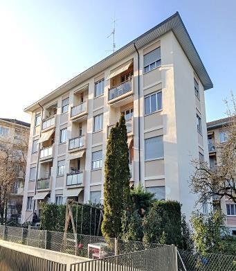 2 room apartment on the ground floor of a small building