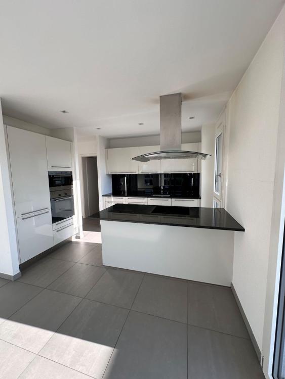 3.5 room apartment in a modern building