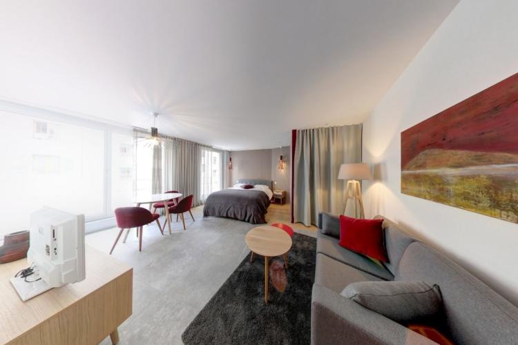 FURNISHED RESIDENCE "PETITE COUR" STUDIOS WITH HOTEL SERVICES