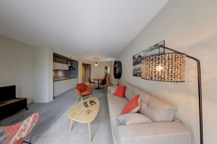 FURNISHED RESIDENCE "PETITE COUR" STUDIOS WITH HOTEL SERVICES
