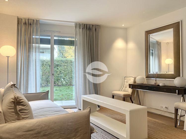 Beautiful furnished studio with garden