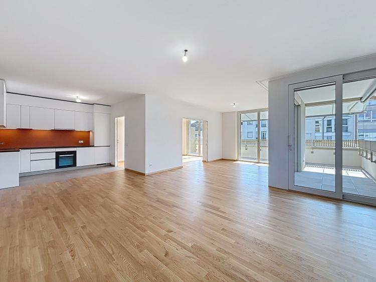 Off-plan - 6 rooms in Les Acacias