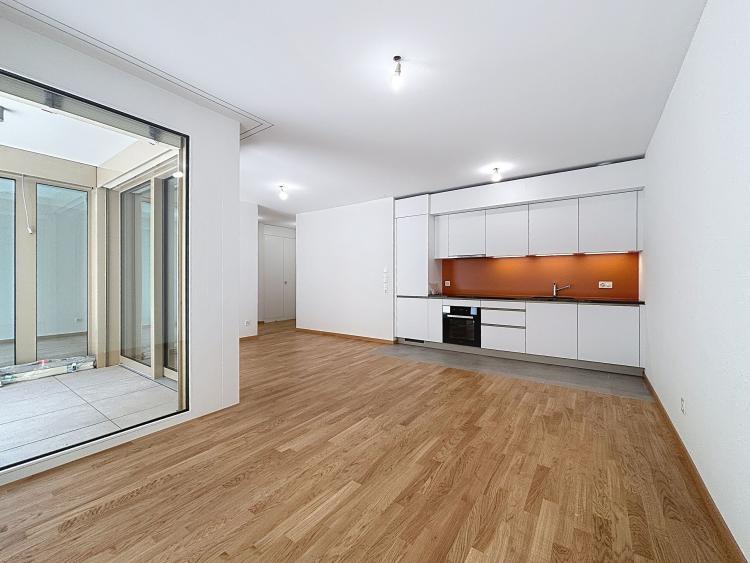 Off-plan - 4-room apartment in Les Acacias