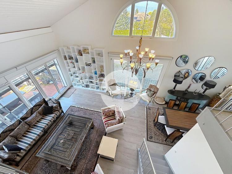 Magnificent luxury duplex with 2 terraces