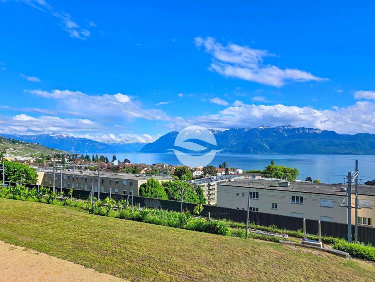 Exceptional property with panoramic views