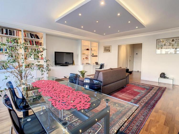 Beautifully furnished 3-room apartment on the 2nd floor