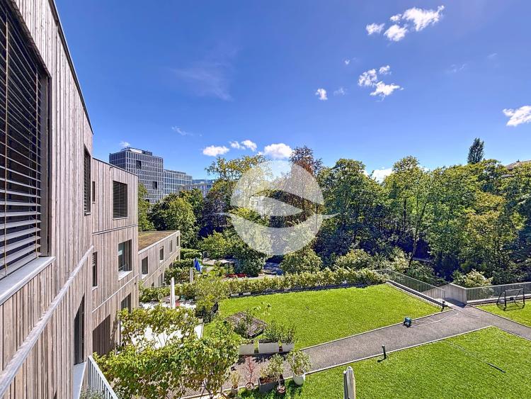 Petit-Lancy - Near IIL - Beautiful apartment with balcony and access to a shared garden