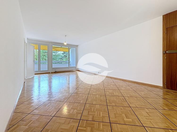 Manor Residence - Magnificent 4-room apartment, recently renovated