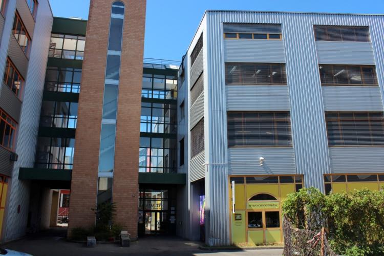 Surface area of approximately 134.00 m2, on the 1st floor