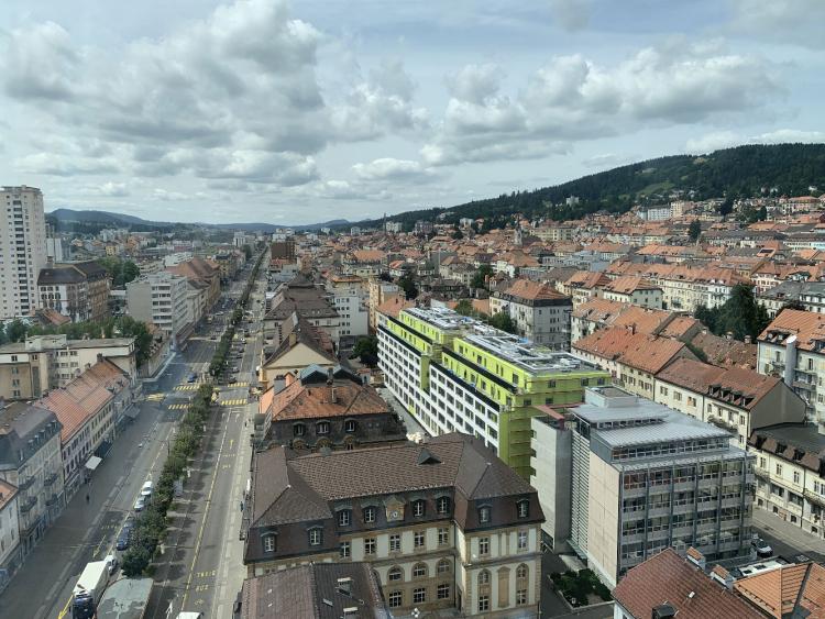 4.5 room apartment close to all amenities!