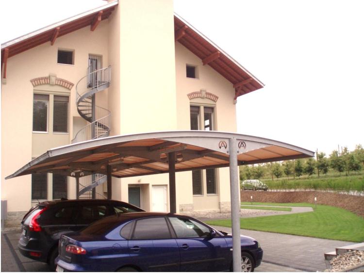 Charming 3-room duplex with direct elevator access