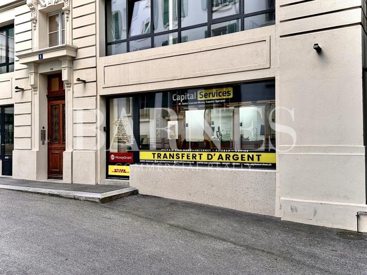 Arcade of 87 m2 for rent in the center of Lausanne 