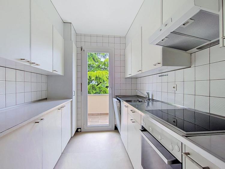 Beautiful renovated 2-room apartment on the 1st floor