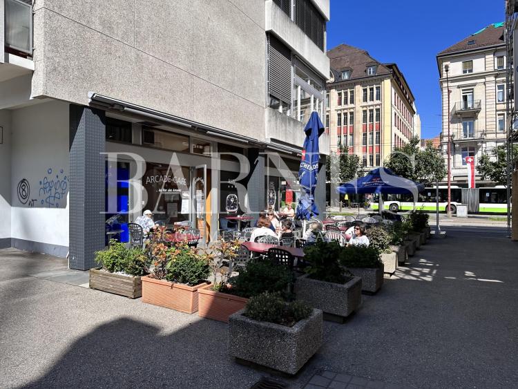 Bar, arcade, business of 165 m2 for rent in La Chaux-de-Fonds