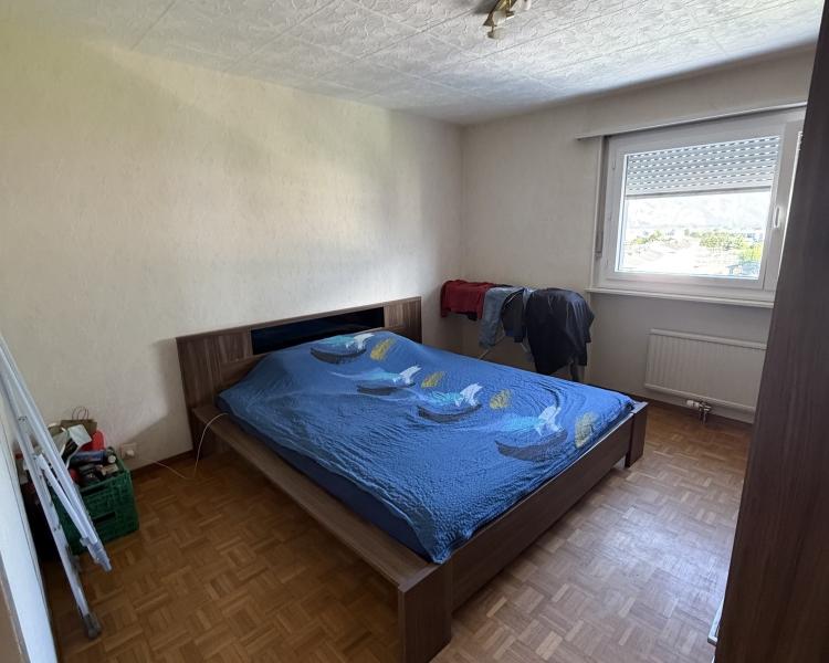 Lovely 2-room apartment on the 10th floor with balcony