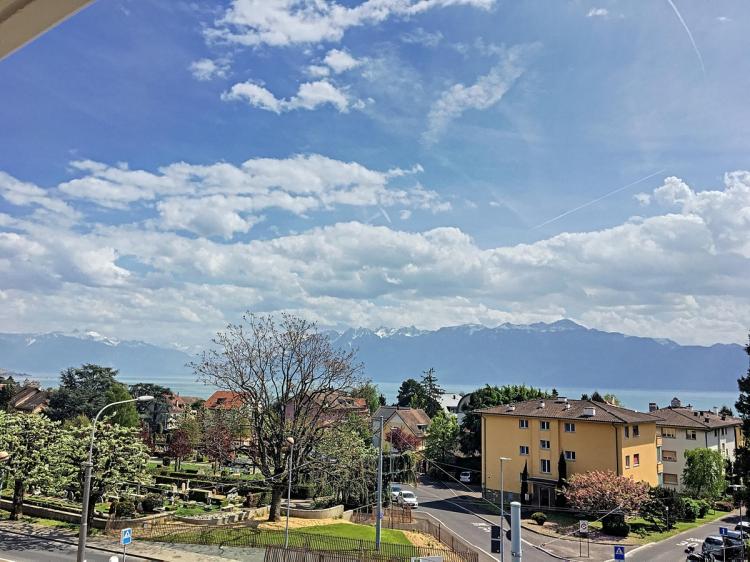 Beautiful 3.5-room apartment on the 3rd floor with elevator