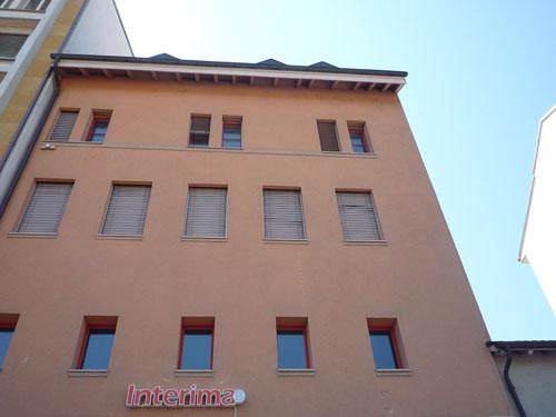 Retail/office space on the 2nd floor