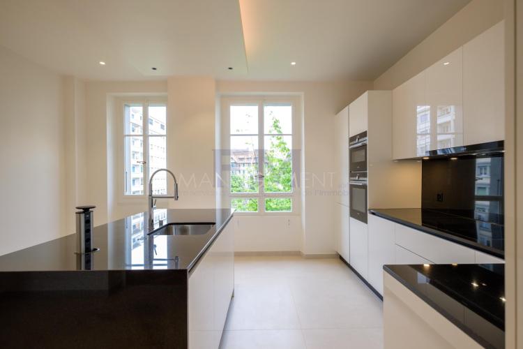 Champel, rue Marignac, 5.5 rooms on the 2nd floor, approx. 140m2