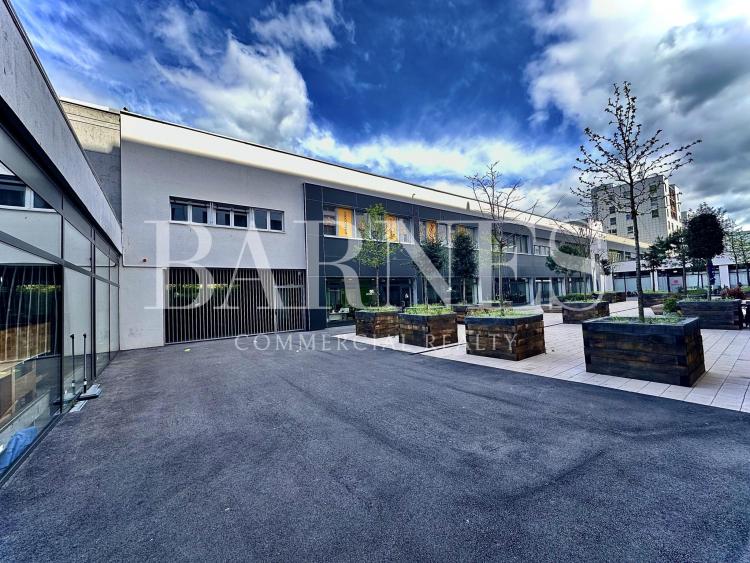 Offices, premises of 178 m2 for rent in Vevey