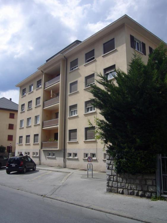 For rent 3.5 room apartment in Sion city center