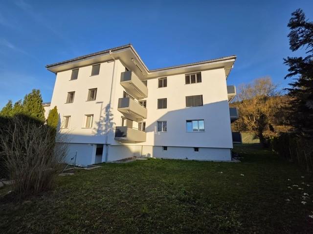 Beautiful 3-room apartment with balcony in a quiet building in Gals