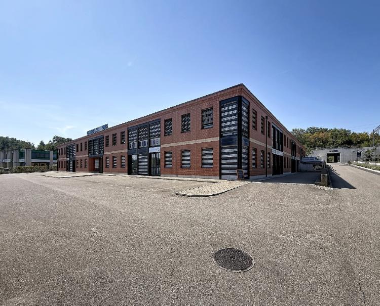 Commercial premises of approximately 146 m2 on the upper ground floor
