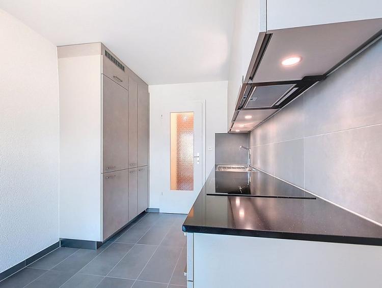 Renovated 3.5-room apartment on the 2nd floor