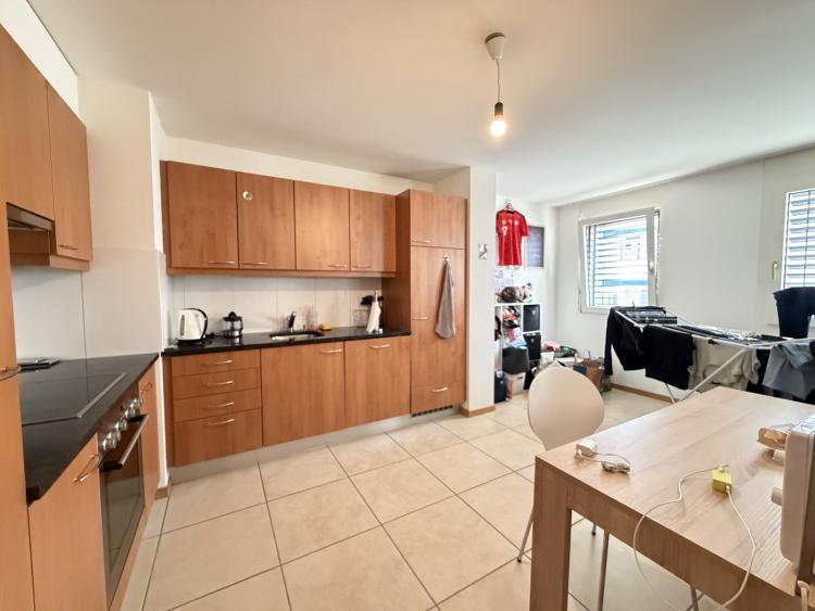 Spacious 2.5-room apartment in Fribourg
