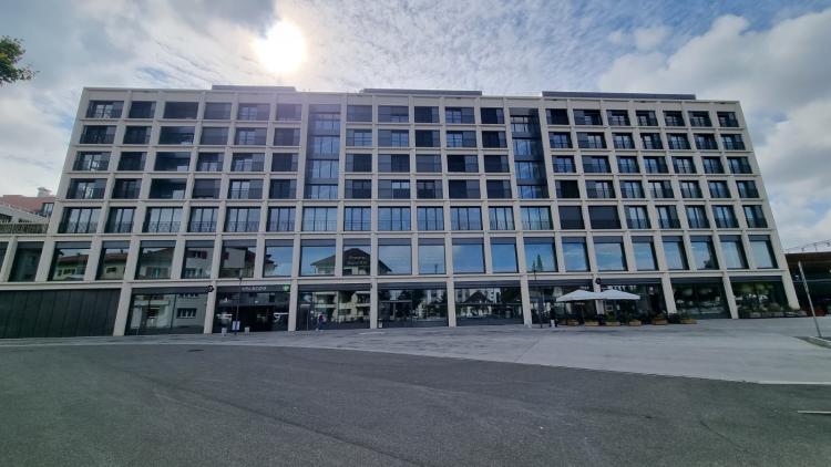 Modern 2.5 room apartment