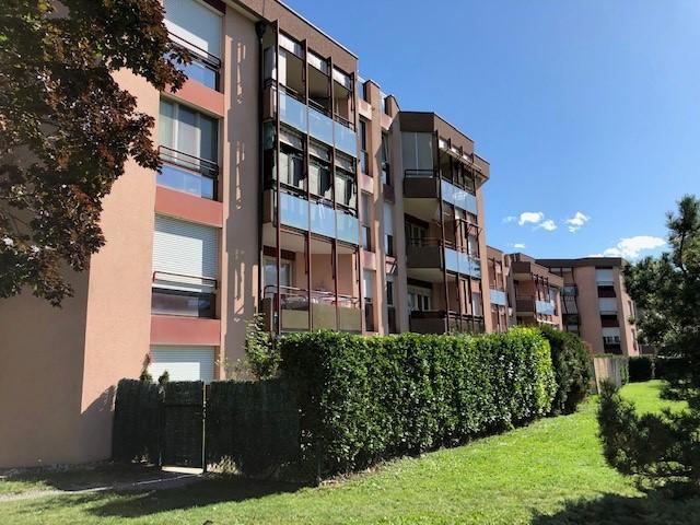 Parking space available in Aigle!