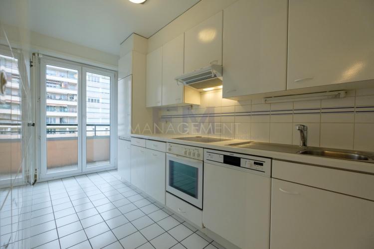 Meyrin, Av. de Vaudagne, 4 rooms on the 1st floor, approx. 77 m2