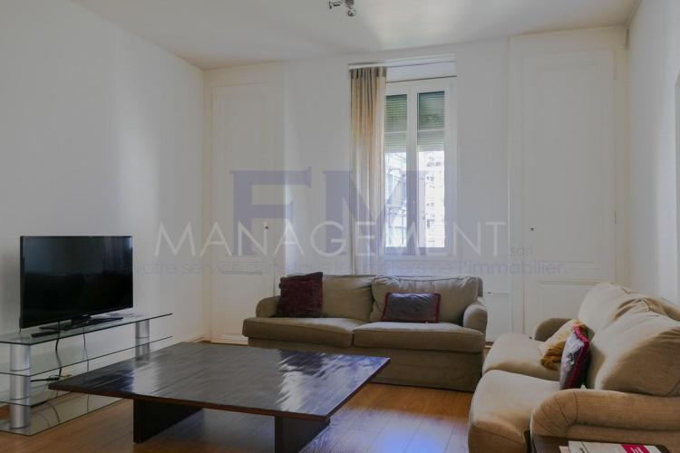 Rue Monnier – 2-room furnished apartment of approximately 70 m² on the 3rd floor