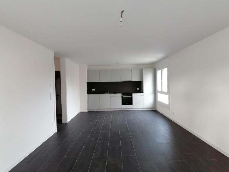 5.5-room apartment on the ground floor - approximately 115m2