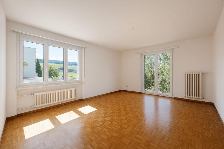 BRIGHT! 3.5 ROOM APARTMENT WITH BALCONY