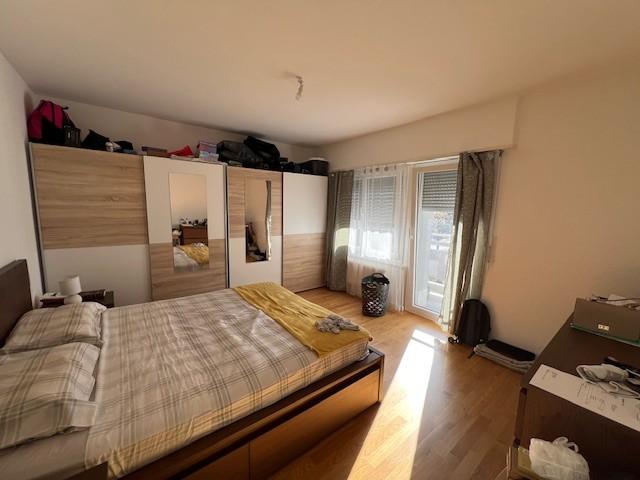 Bright 3-room apartment with balcony