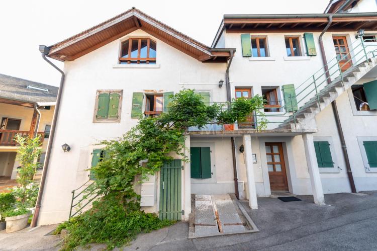Rue du Gothard – 4 rooms of approximately 54 m² on the ground floor